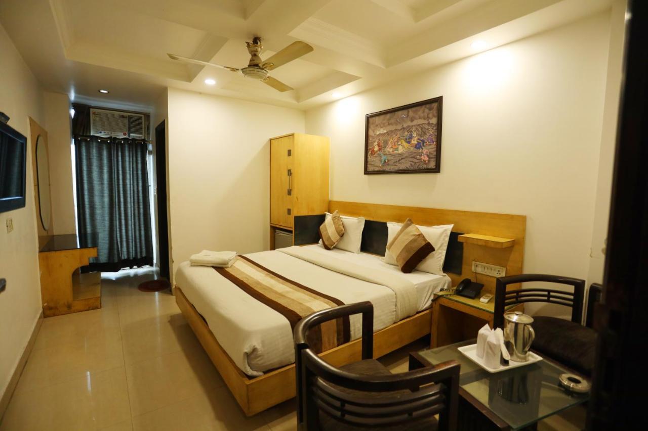 Hotel Maya 'New Delhi' Εξωτερικό φωτογραφία