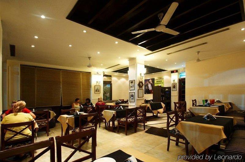Hotel Maya 'New Delhi' Εξωτερικό φωτογραφία