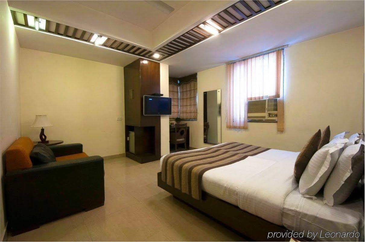 Hotel Maya 'New Delhi' Εξωτερικό φωτογραφία