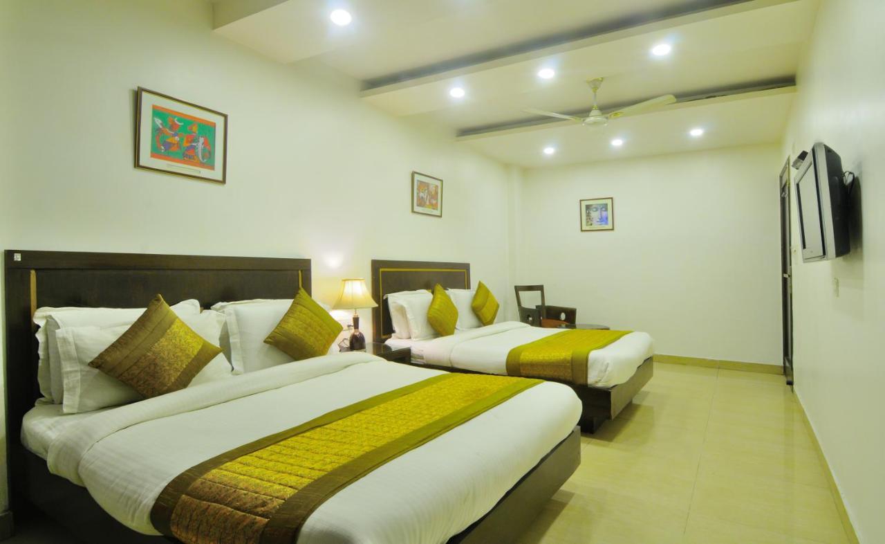 Hotel Maya 'New Delhi' Εξωτερικό φωτογραφία