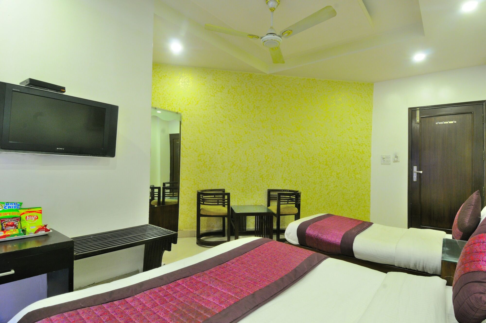 Hotel Maya 'New Delhi' Εξωτερικό φωτογραφία